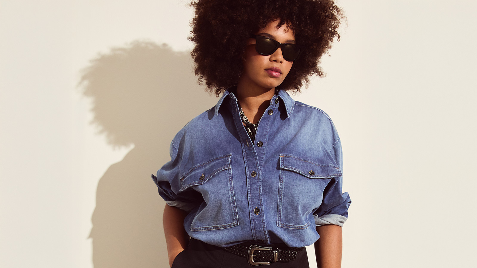 PERSONA HEROV1 DESKTOP 1600x900 1 Marina Rinaldi